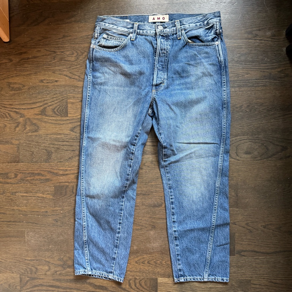 AMO Loverboy Twist Ankle Cropped Jeans - Picture 3 of 8